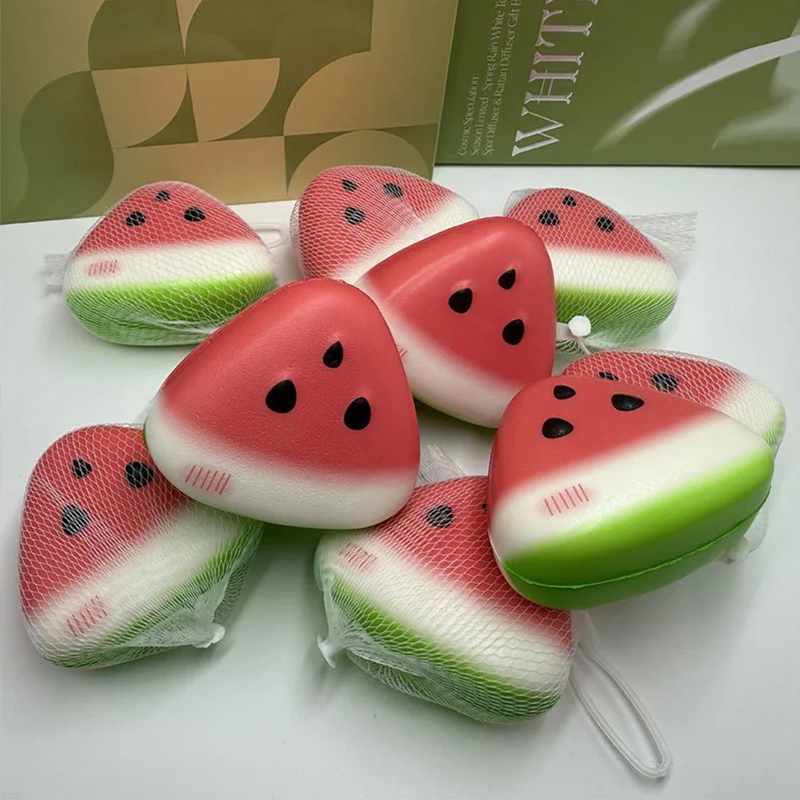Funny Watermelon Squishy Squee - Party Games Adults Funny のレビューと価格