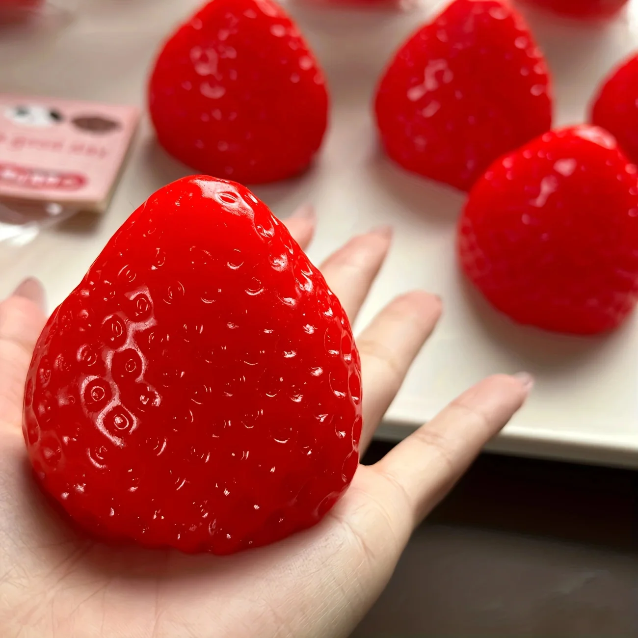 Strawberry Taba Squishy Fidget - Party Games Crazy のレビューと価格